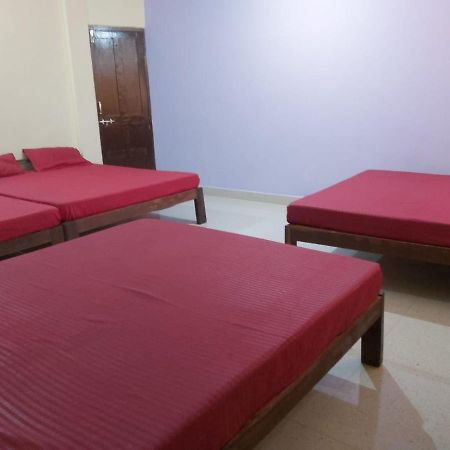 Calangute Pristine Hotel Exterior photo